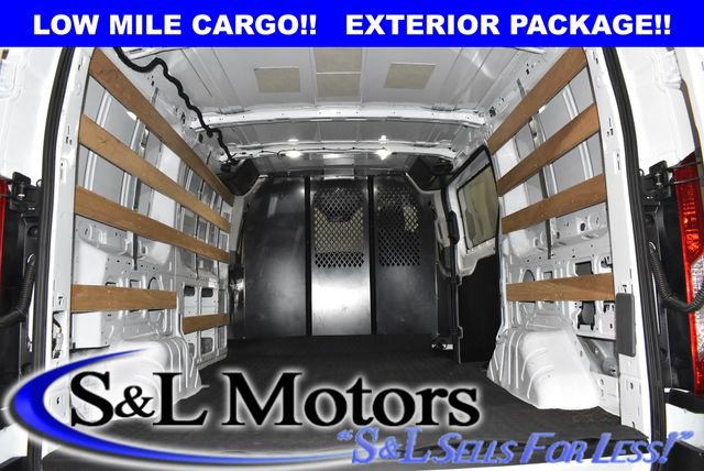 Used 2024 Ford Transit 250 Low Roof w/ Exterior Upgrade Package image 16