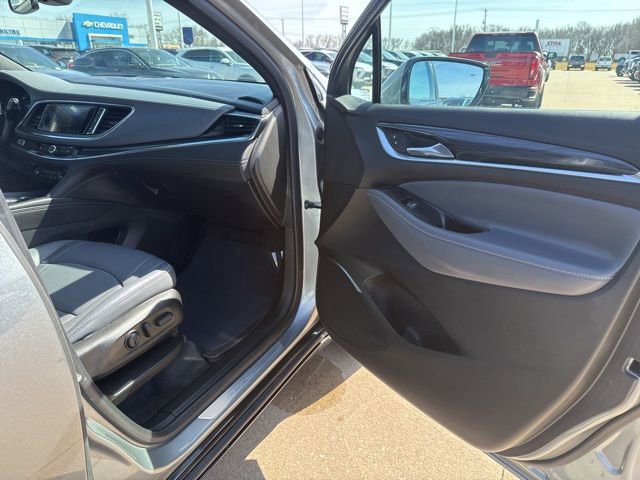 Used 2024 Buick Enclave Essence w/ Sport Touring Edition image 51
