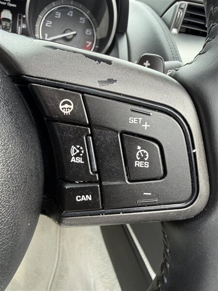 Used 2014 Jaguar F-TYPE Convertible image 41