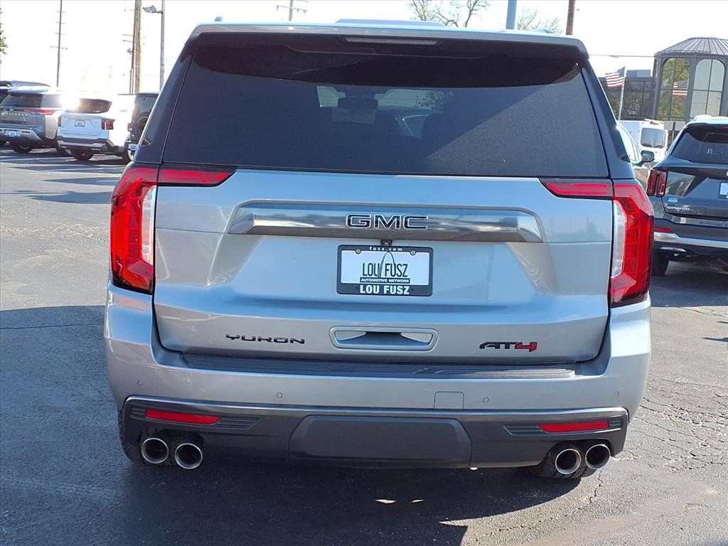 Used 2023 GMC Yukon AT4 w/ AT4 Premium Plus Package image 25