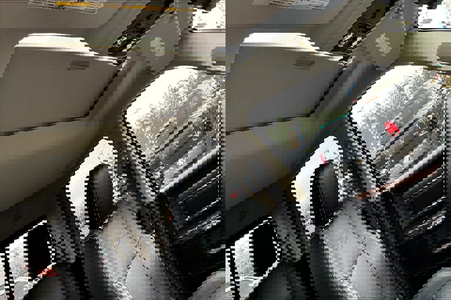 Used 2016 RAM 1500 Laramie w/ Convenience Group image 30