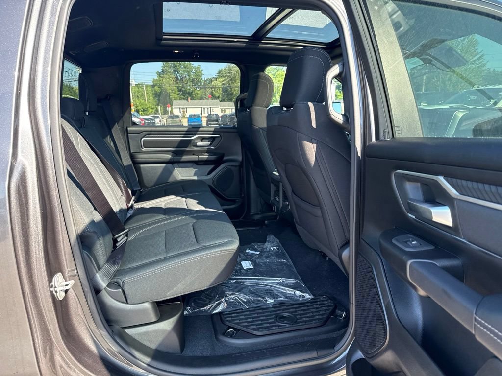 New 2026 RAM 1500 Big Horn AWD/4WD image 24
