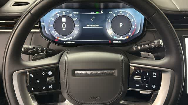 Used 2025 Land Rover Range Rover SE AWD/4WD image 13