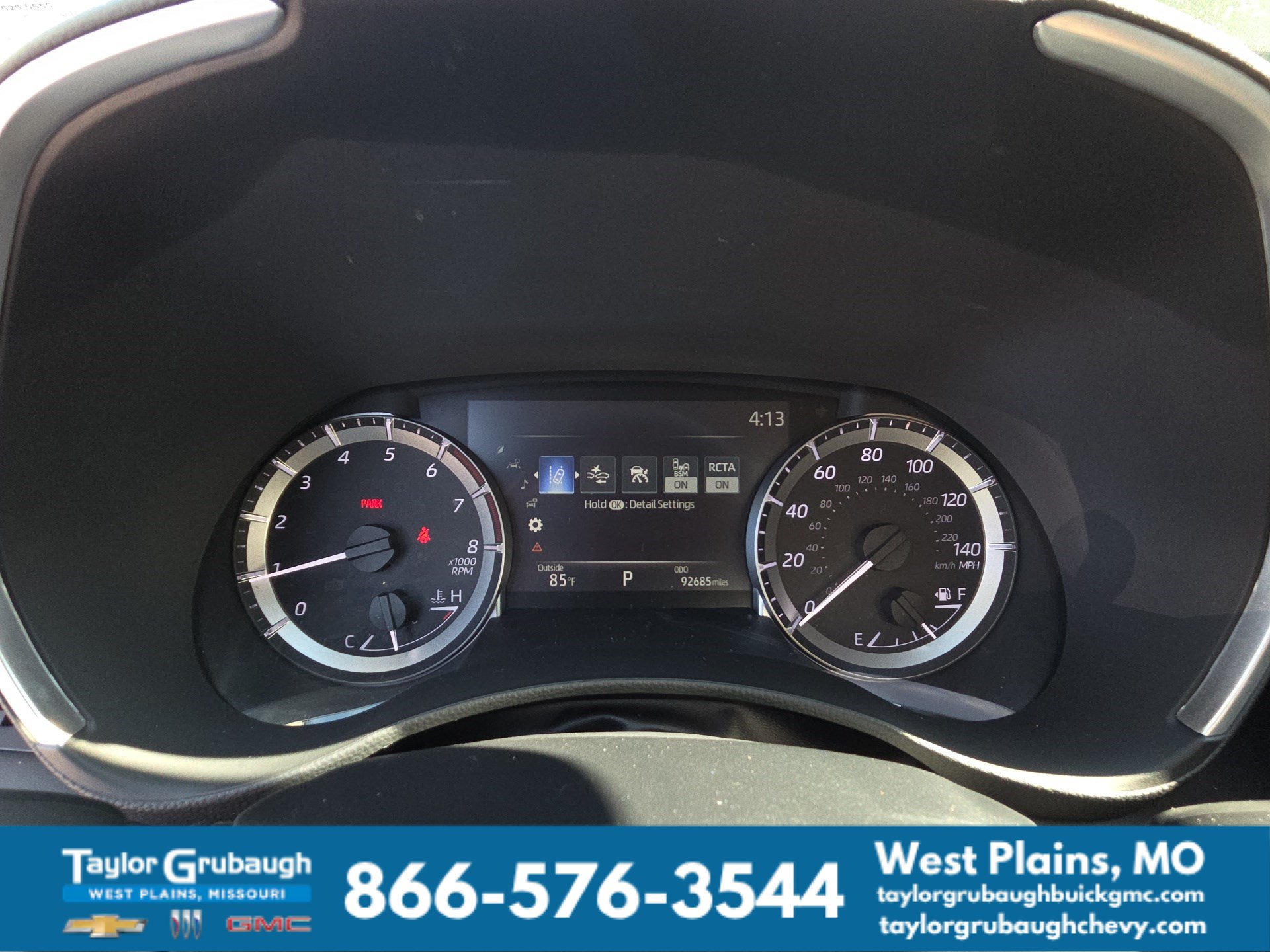 Used 2023 Toyota Highlander XLE AWD/4WD image 16