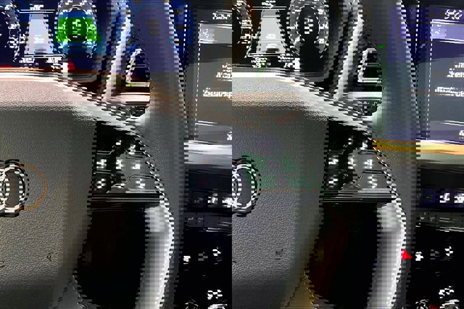 Certified 2025 Audi Q4 e-tron Premium w/ Convenience Package image 24