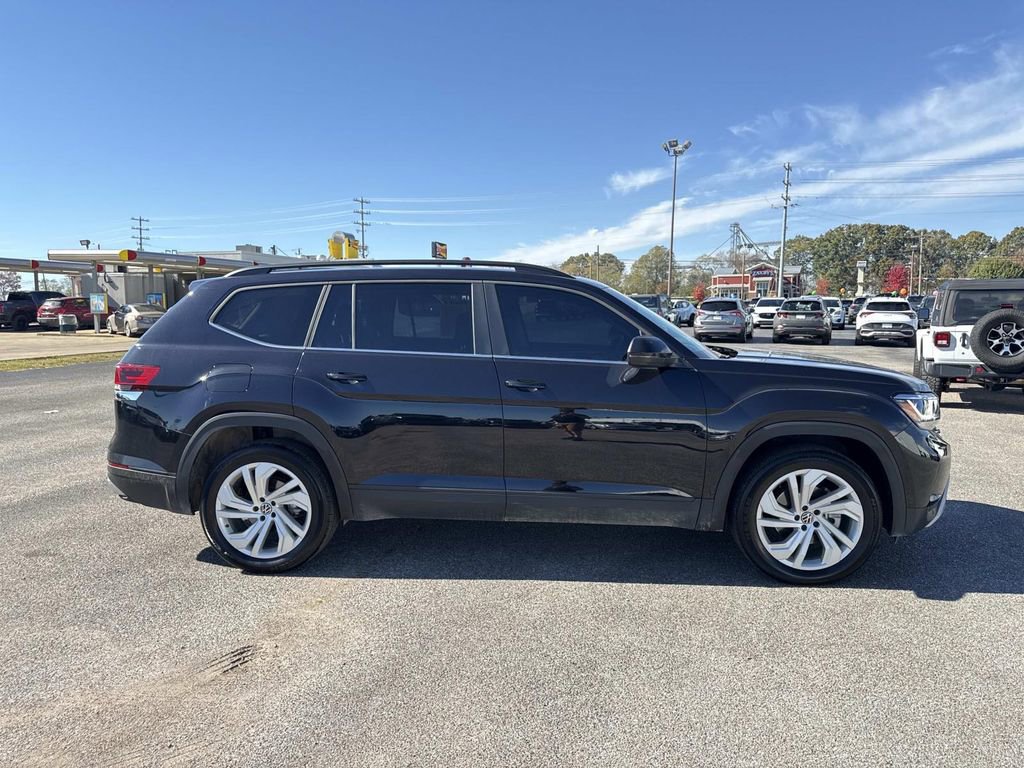 Used 2023 Volkswagen Atlas SE w/ Panoramic Sunroof Package image 8