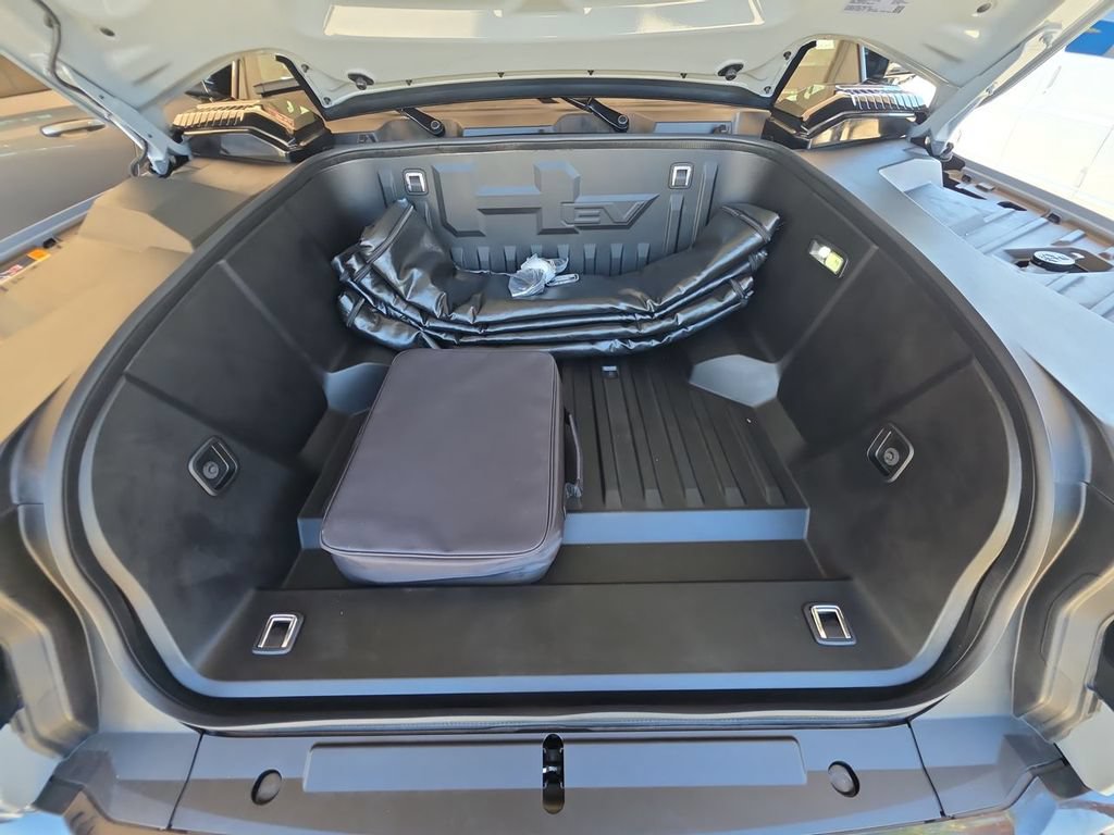Used 2026 GMC Hummer EV SUV AWD/4WD image 31