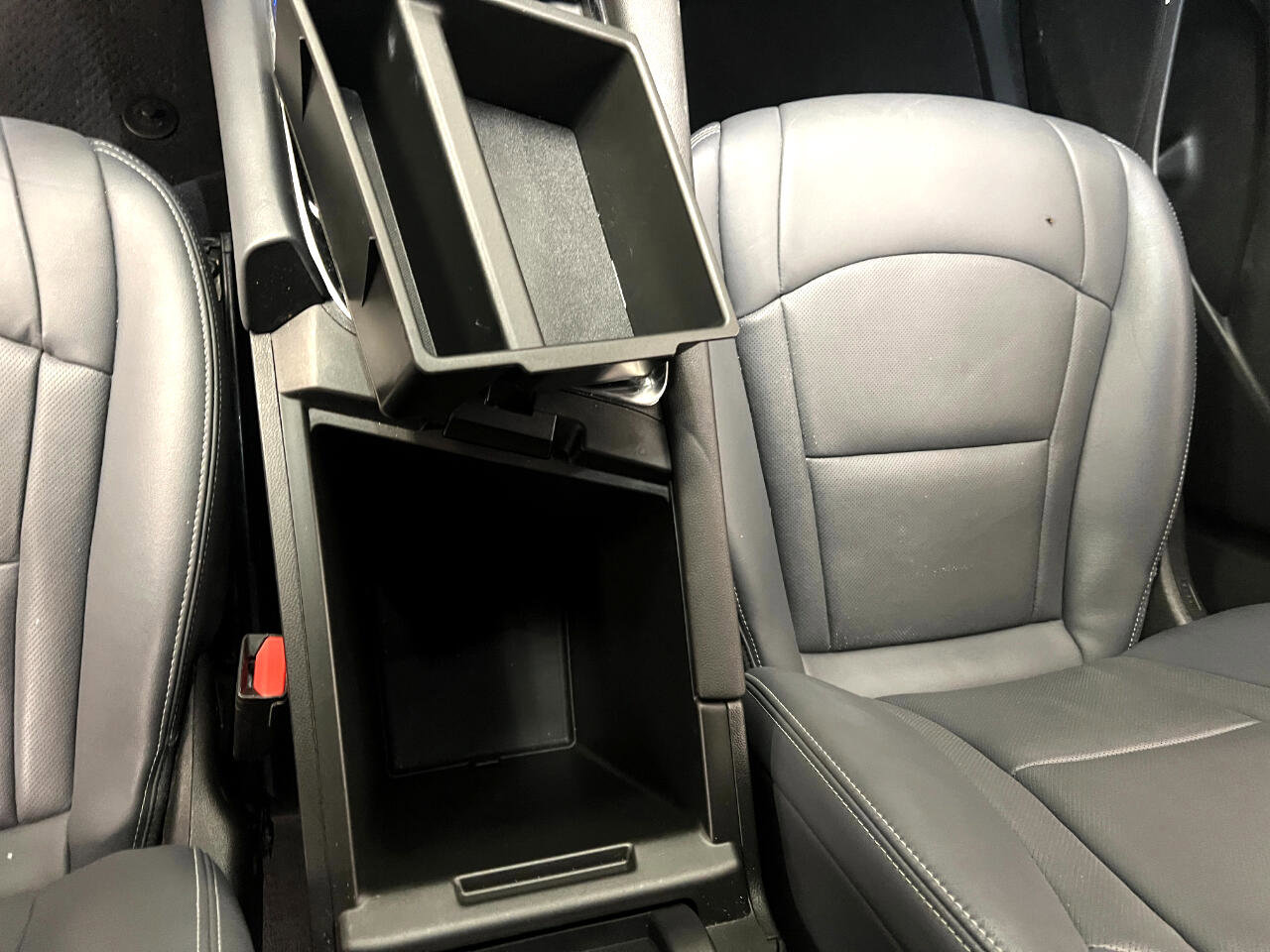 Used 2024 Buick Enclave Premium image 54