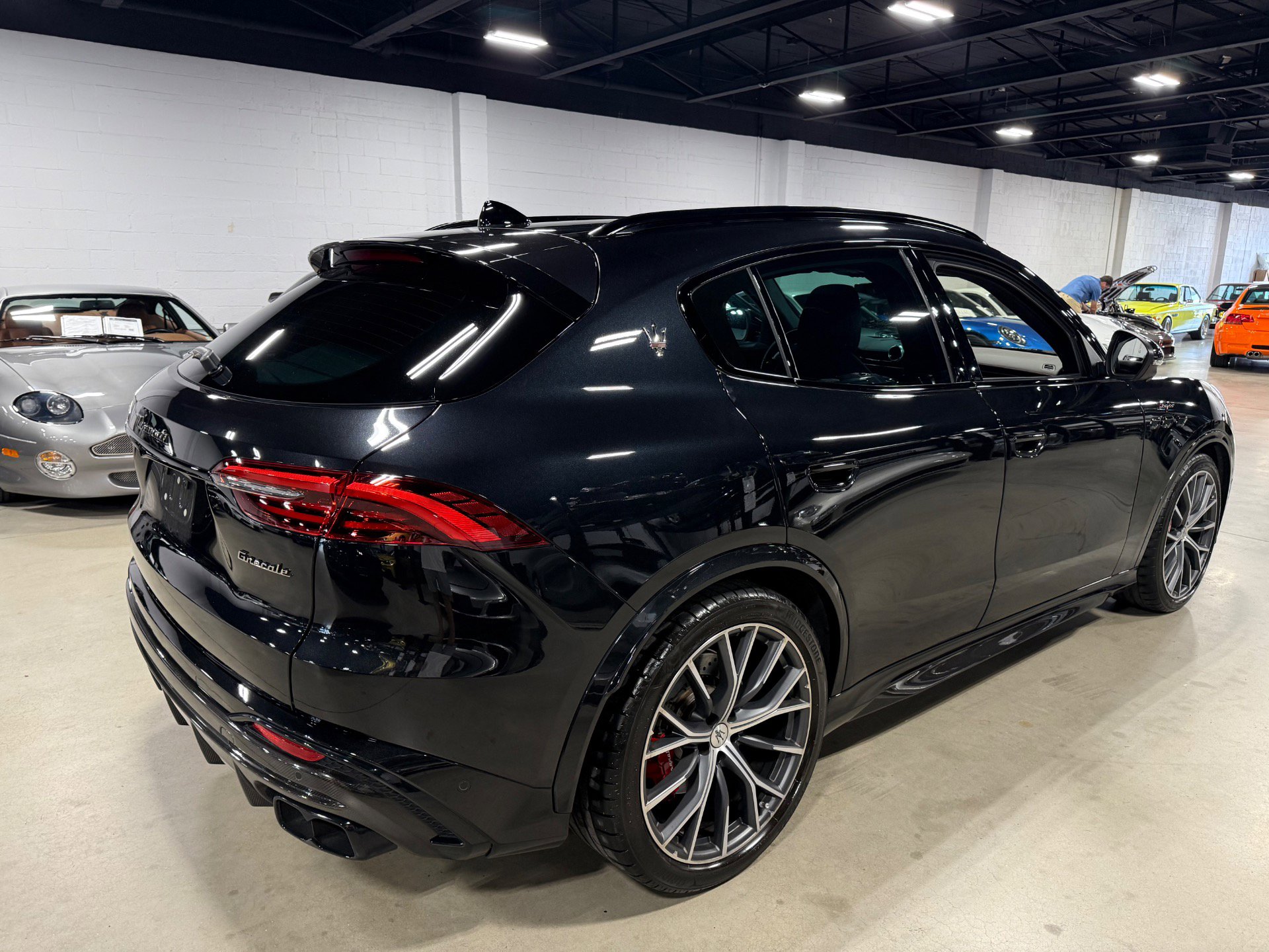 Used 2024 Maserati Grecale Trofeo image 7