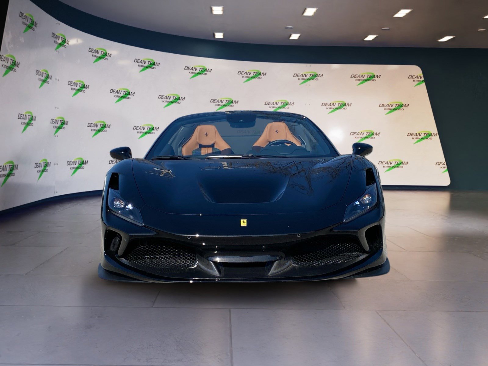 Used 2022 Ferrari F8 Tributo image 2