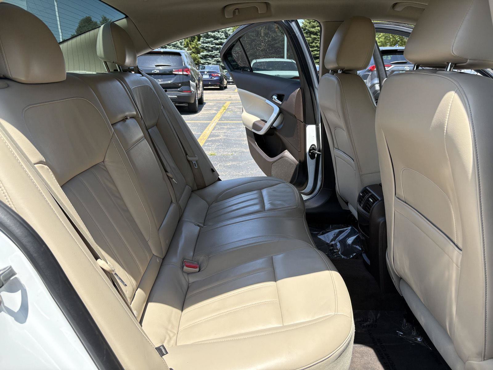 Used 2016 Buick Regal Premium FWD image 14