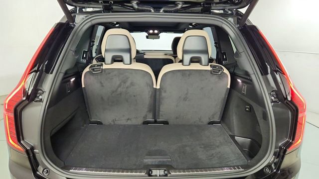 New 2026 Volvo XC90 B5 Plus AWD/4WD image 41