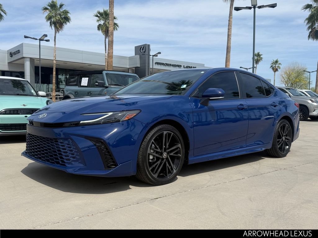 Used 2025 Toyota Camry XSE FWD image 2