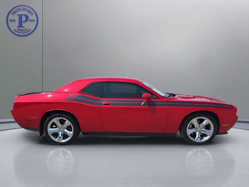 Used 2012 Dodge Challenger R/T Plus RWD image 8