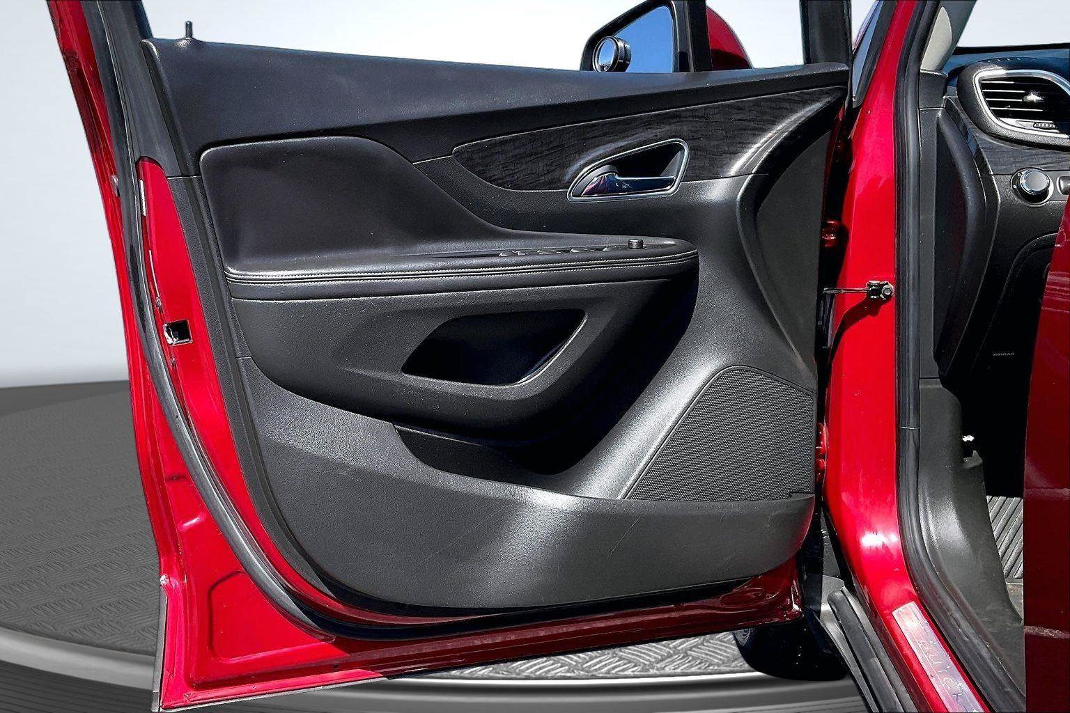 Used 2015 Buick Encore FWD image 22