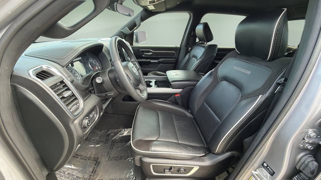Used 2025 RAM 1500 Laramie AWD/4WD image 18