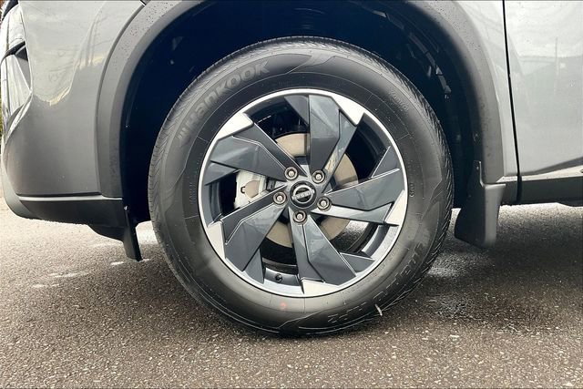 New 2026 Nissan Rogue SV w/ SV Premium Package image 13