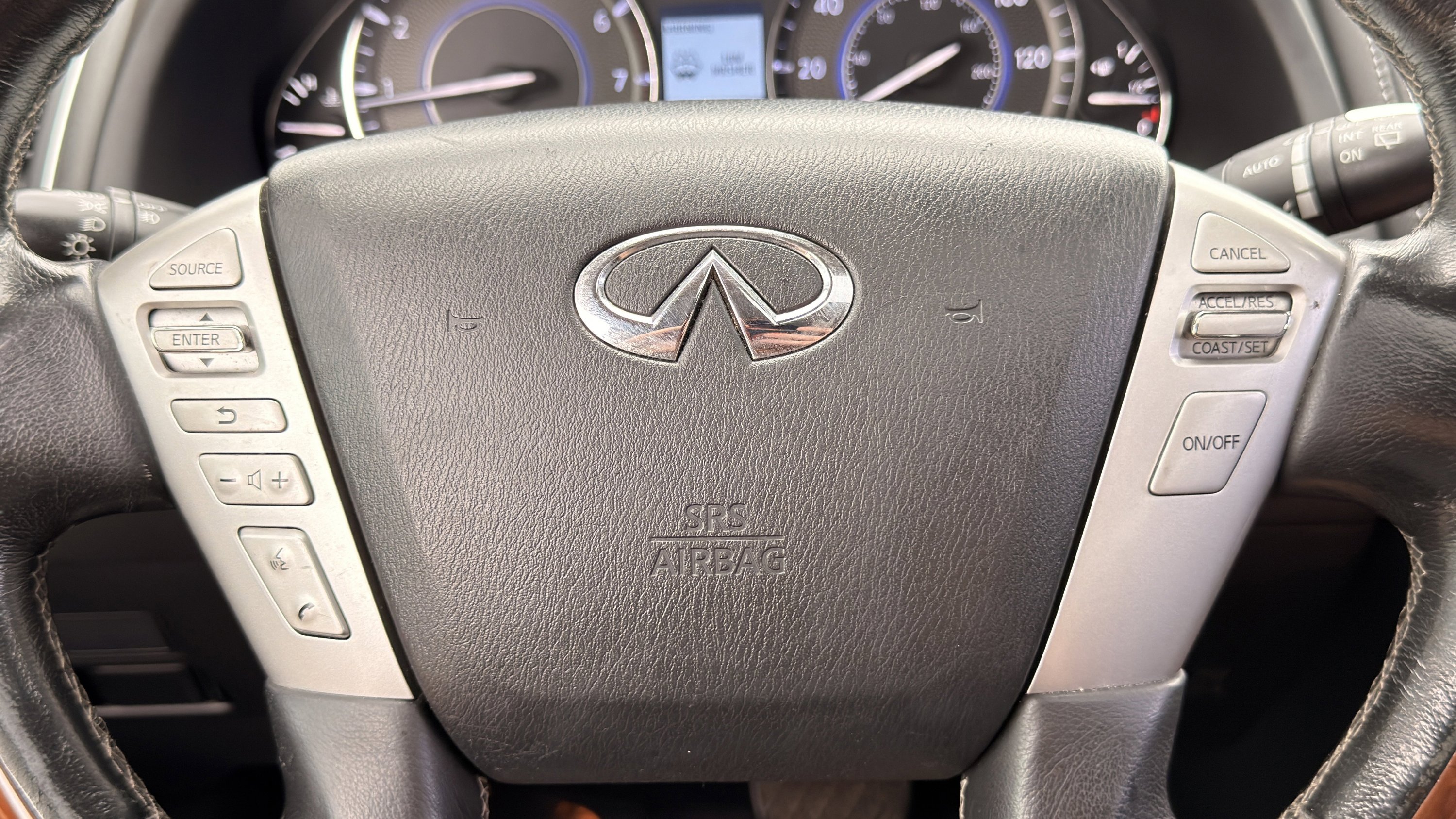Used 2019 INFINITI QX80 Luxe RWD image 61