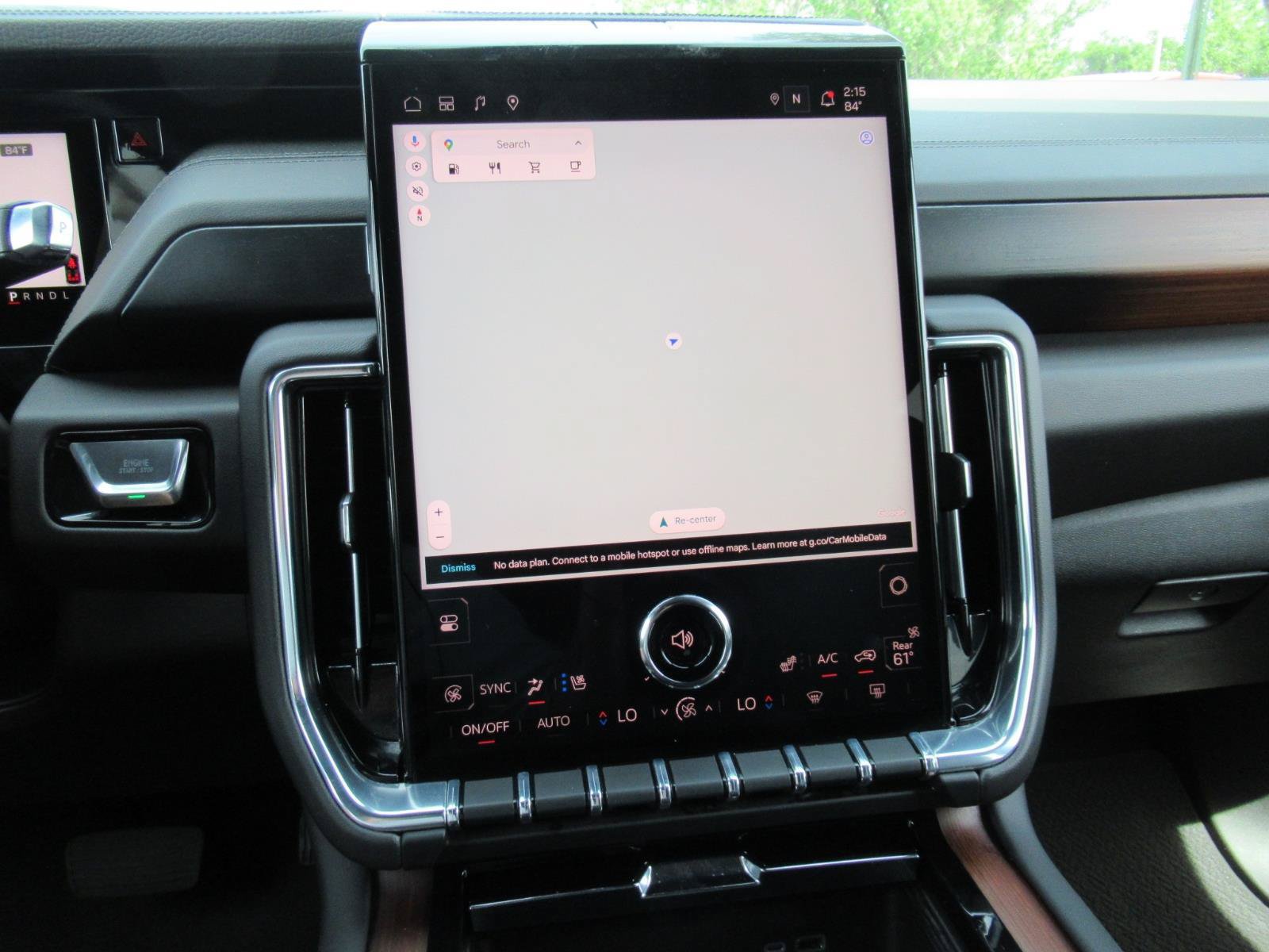Used 2025 GMC Yukon Denali AWD/4WD image 26