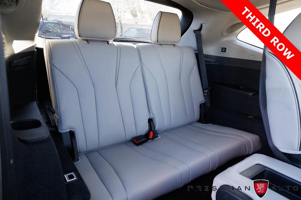 Used 2024 Acura MDX SH-AWD w/ Advance Package image 5