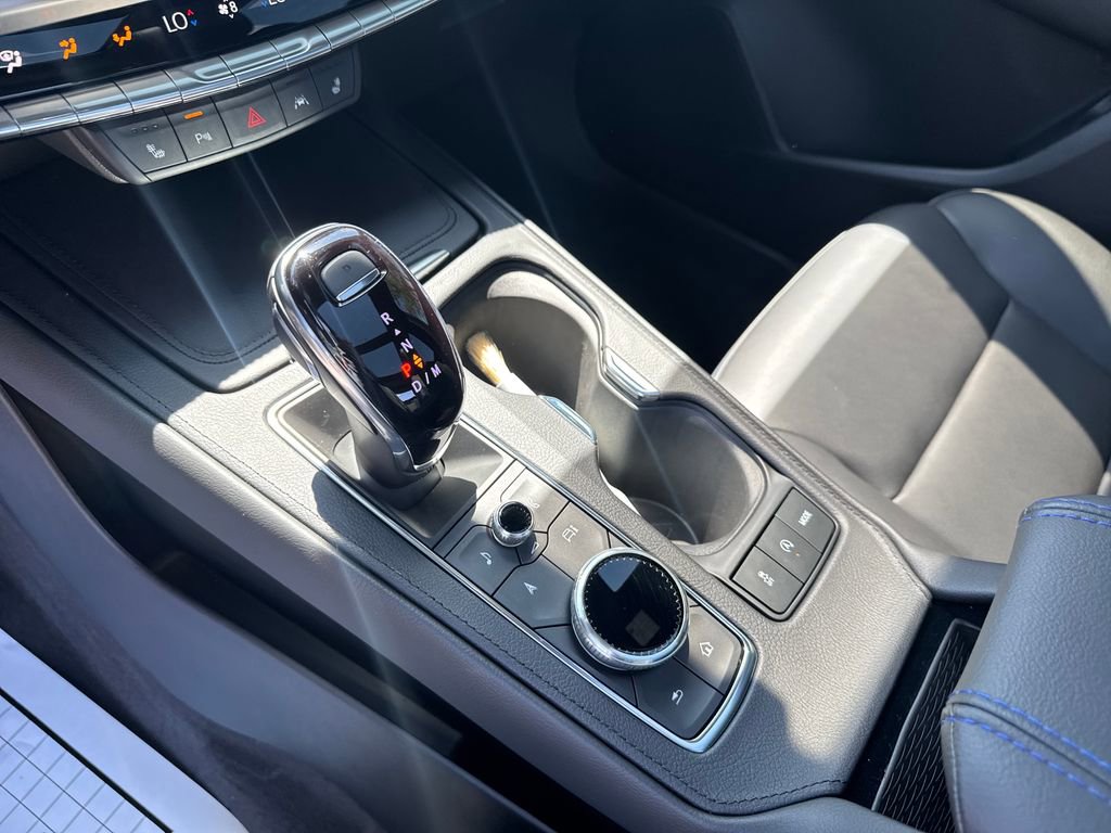 Used 2025 Cadillac XT4 Sport w/ Cold Weather Package FWD image 25