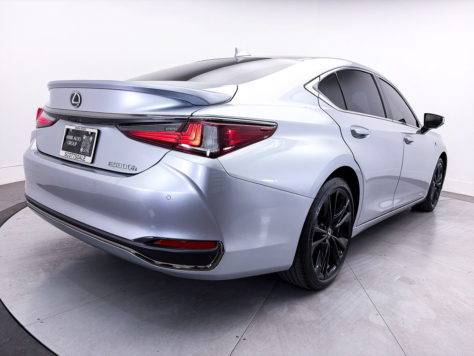 Used 2024 Lexus ES 300h F Sport FWD image 21