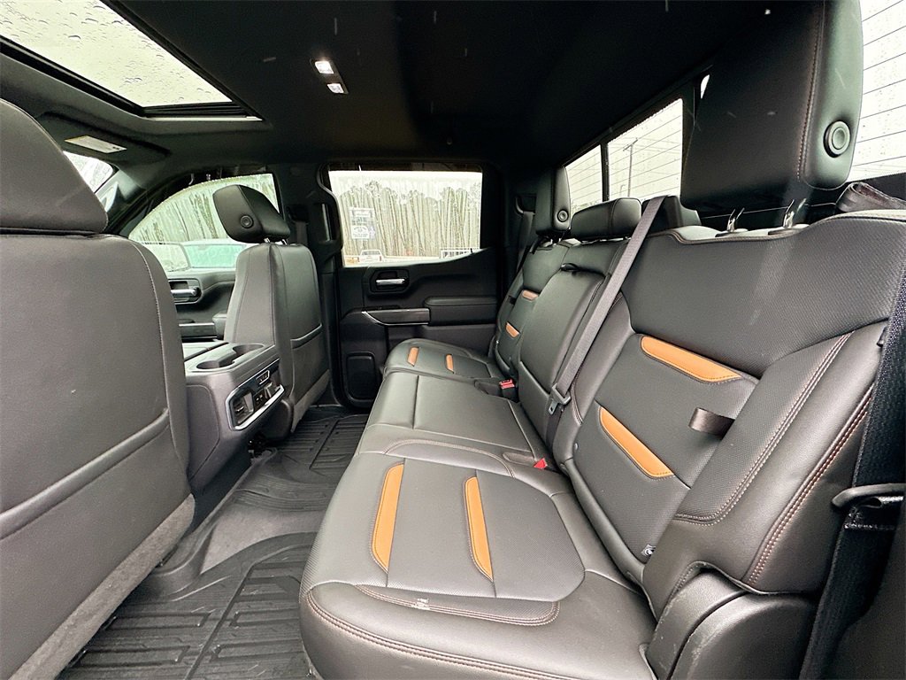 Used 2019 GMC Sierra 1500 AT4 w/ AT4 Premium Package image 4