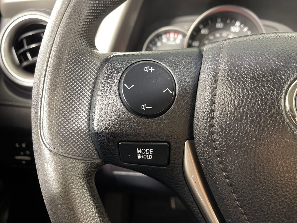 Used 2016 Toyota RAV4 LE image 25