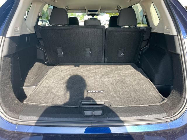 Used 2025 Nissan Rogue SV FWD image 51