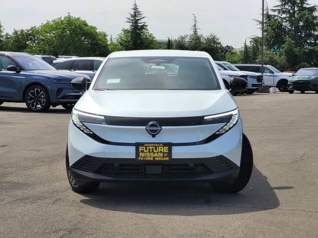 New 2026 Nissan Leaf FWD image 3
