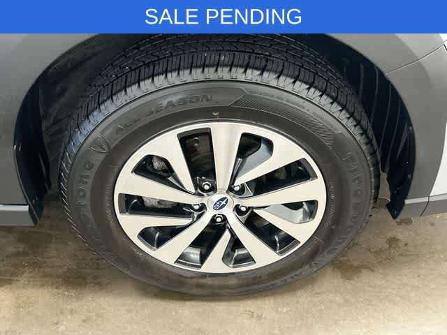 Certified 2024 Subaru Outback Premium AWD/4WD image 5