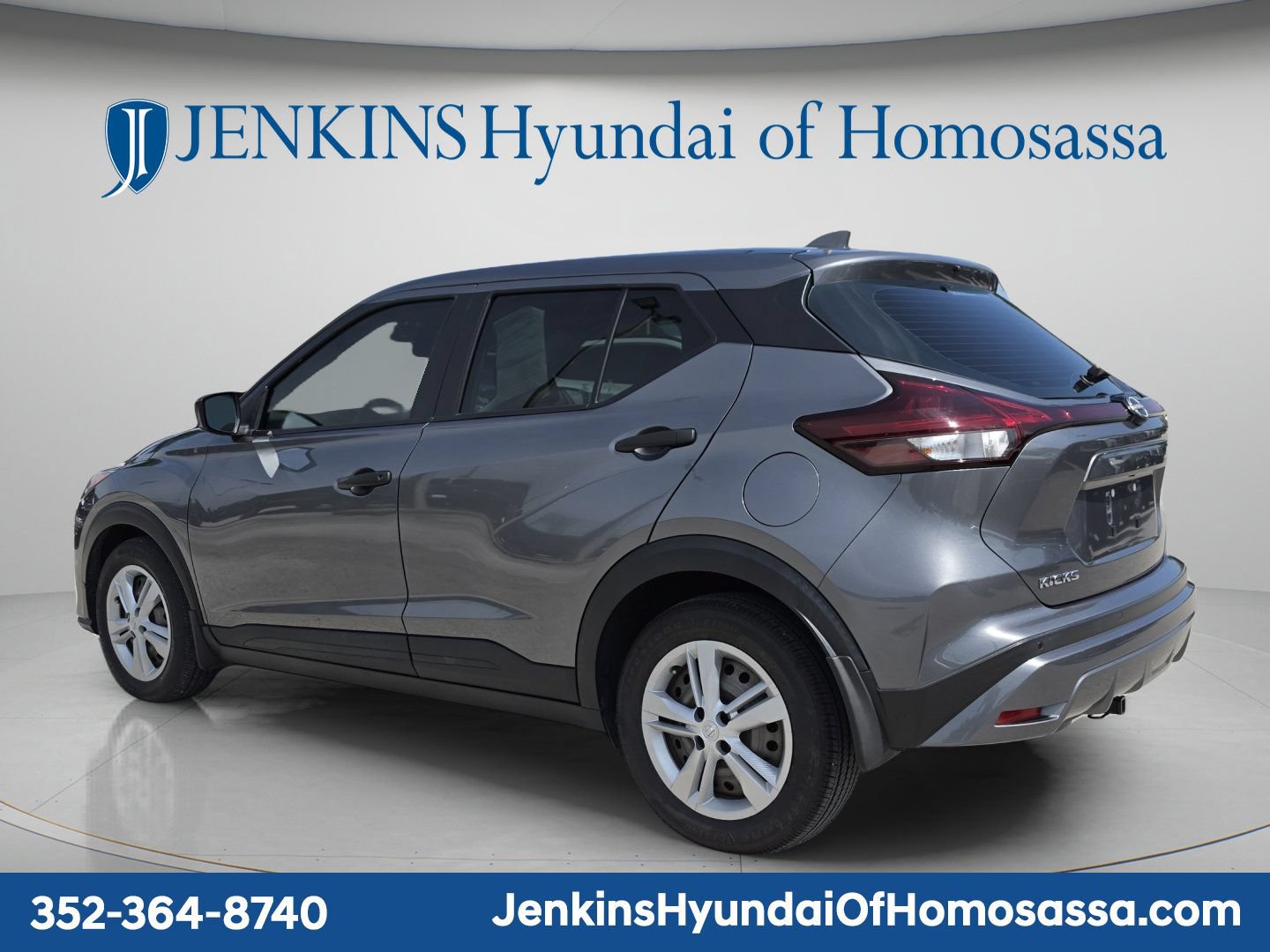 Used 2023 Nissan Kicks S FWD image 6