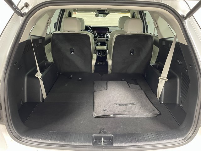 Used 2023 Kia Sorento SX AWD/4WD image 25