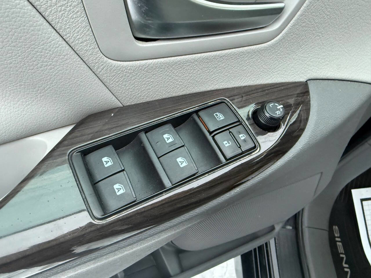 Used 2019 Toyota Sienna XLE Premium image 20