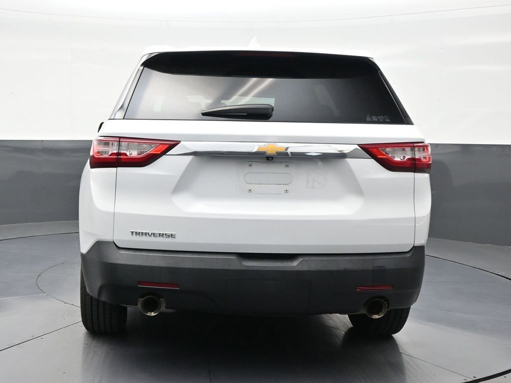 Used 2020 Chevrolet Traverse LS FWD image 4