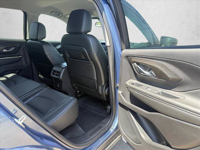 Used 2024 GMC Terrain SLT AWD/4WD image 23
