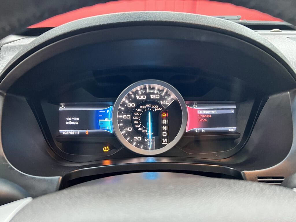 Used 2015 Ford Explorer XLT w/ Equipment Group 202A image 24