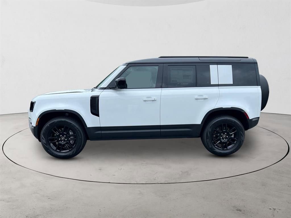 Used 2025 Land Rover Defender 110 S image 2