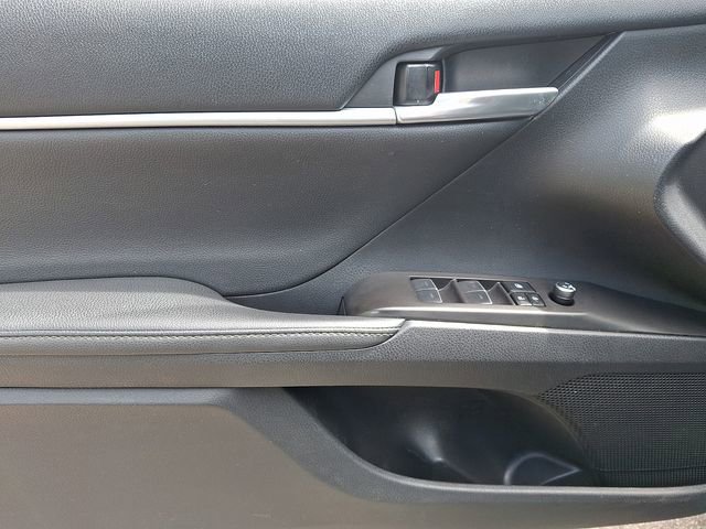 Used 2023 Toyota Camry XLE w/ Cold Weather Package FWD image 14