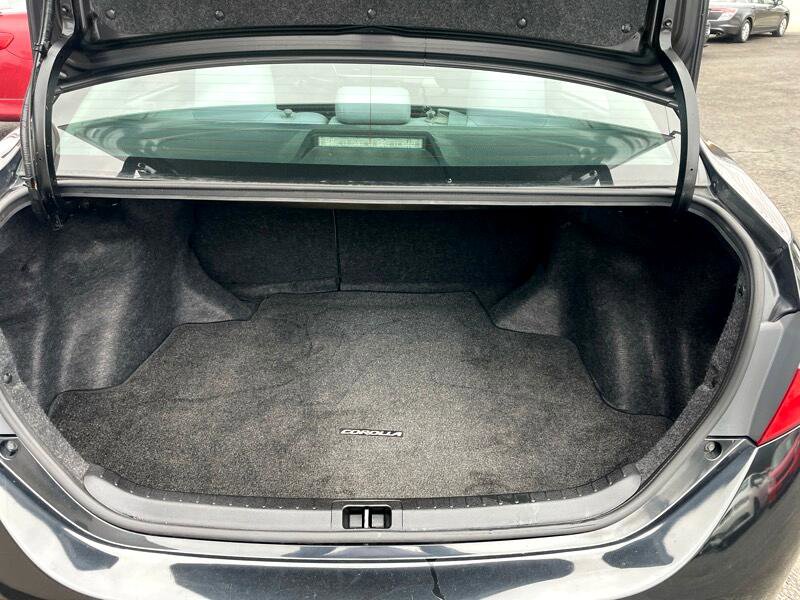 Used 2014 Toyota Corolla LE image 6