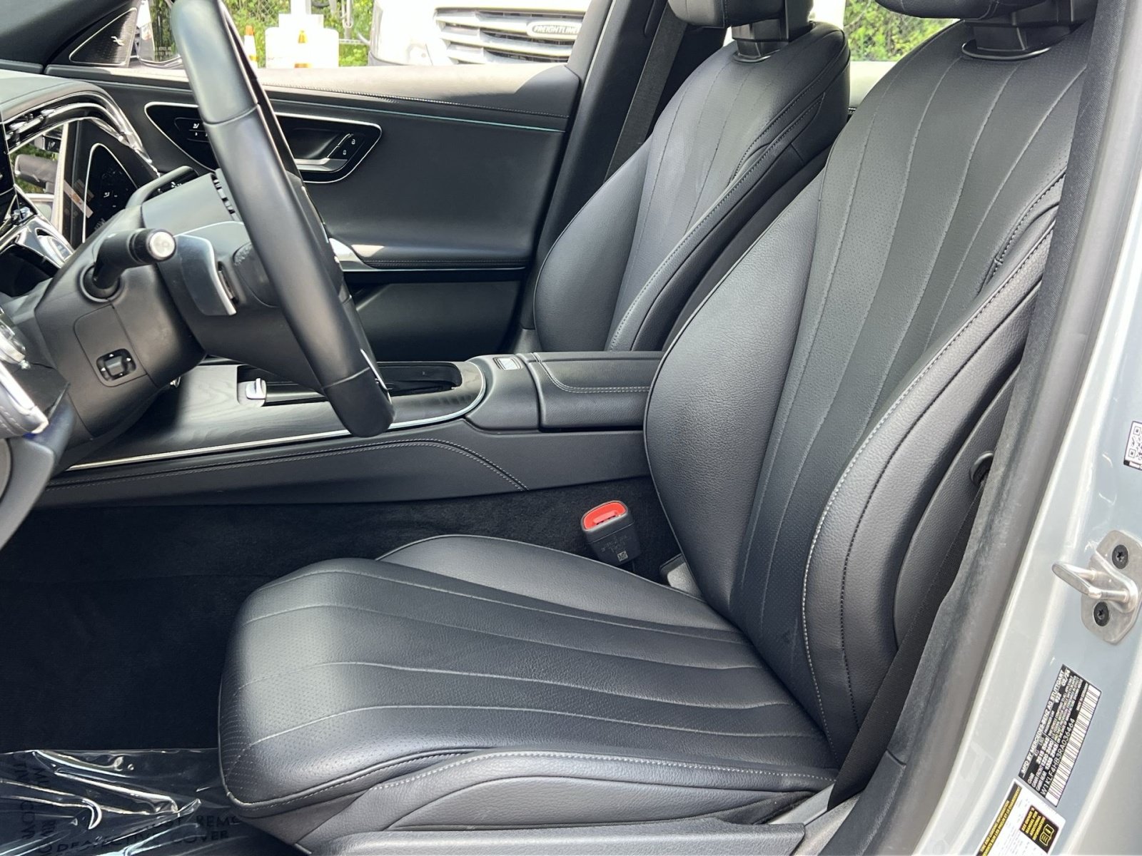 Used 2024 Mercedes-Benz E 350 4MATIC Sedan image 18