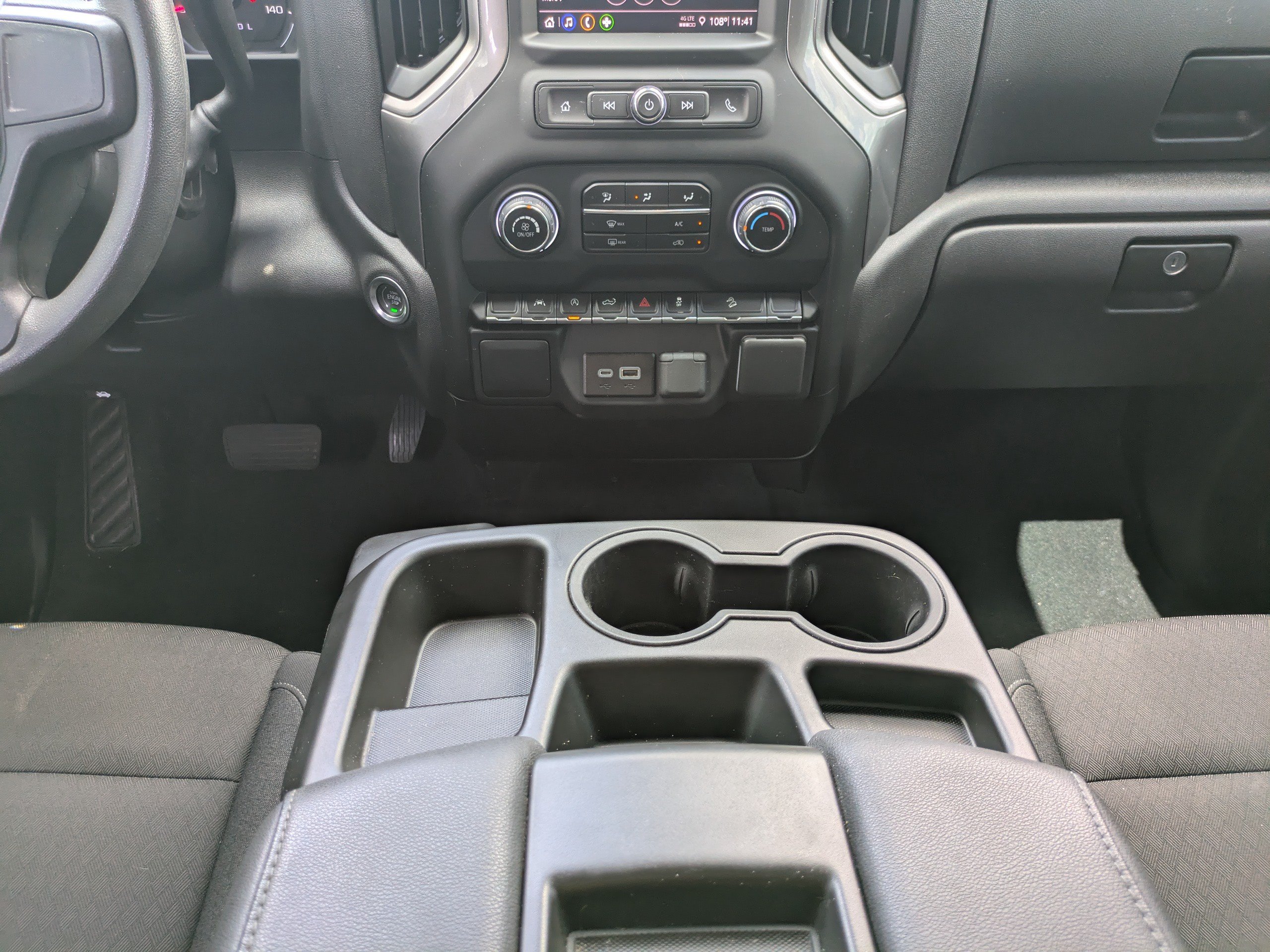 Used 2025 Chevrolet Silverado 1500 Custom Trail Boss w/ Turbomax Blackout Package AWD/4WD image 18