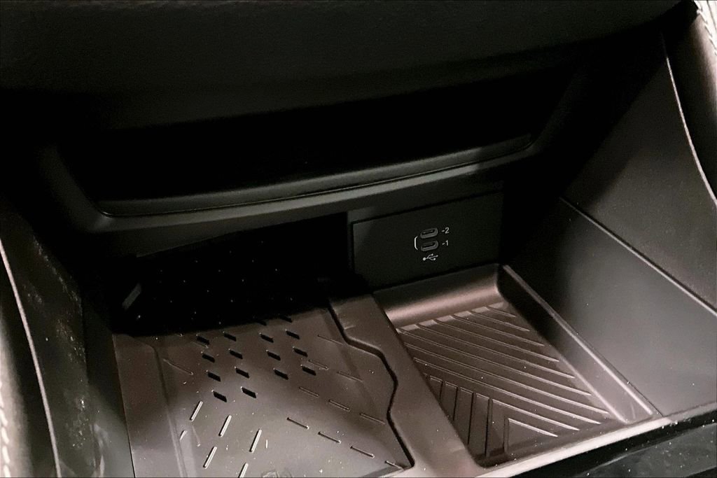 New 2026 Chrysler Pacifica Limited w/ S Appearance Package image 22