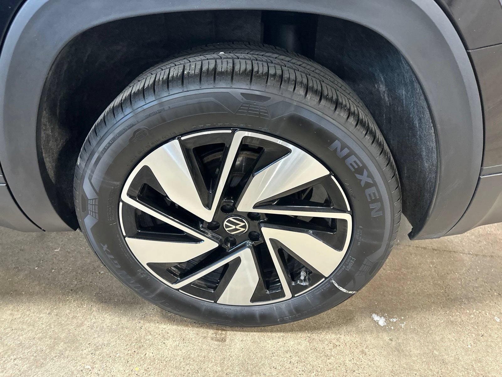 Certified 2026 Volkswagen Atlas SE AWD/4WD image 9