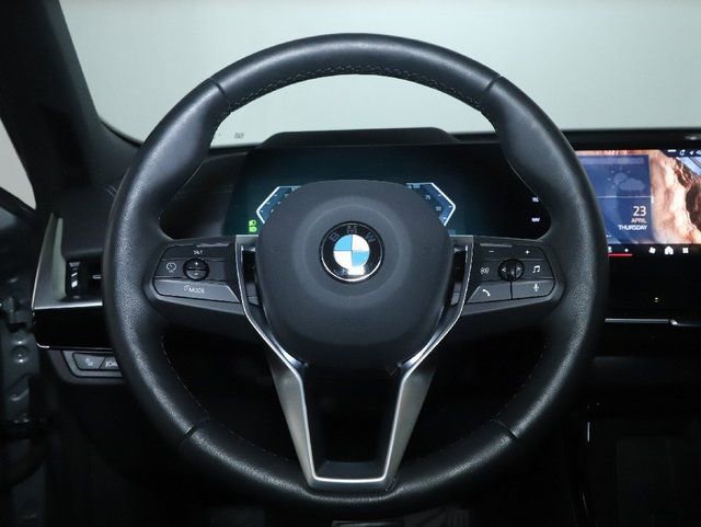 Used 2025 BMW X2 xDrive28i AWD/4WD image 27
