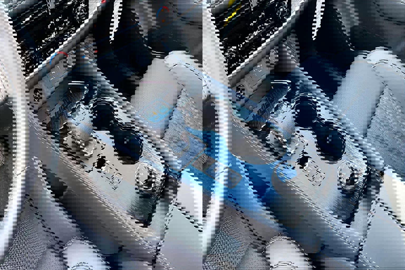 New 2026 Nissan Rogue Platinum image 7