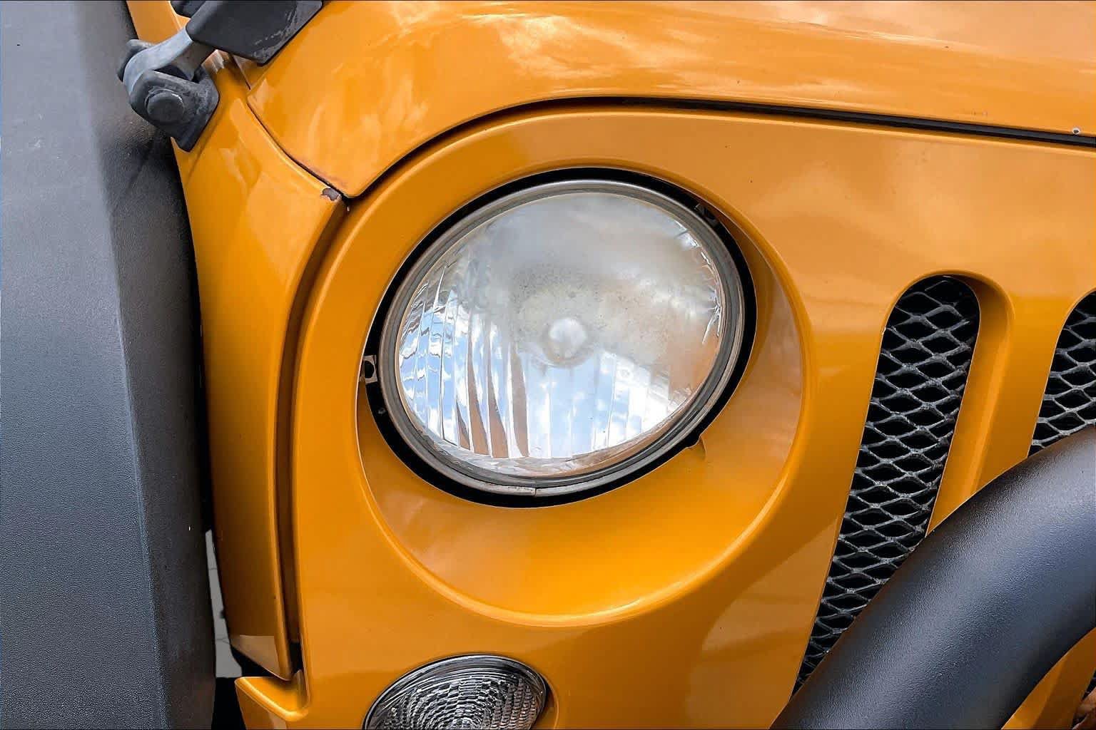 Used 2014 Jeep Wrangler Rubicon AWD/4WD image 23