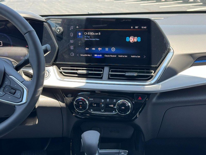 New 2026 Chevrolet Trax LT w/ Driver Confidence Package FWD image 27