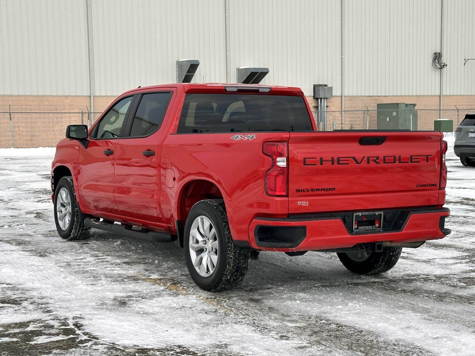 Used 2021 Chevrolet Silverado 1500 Custom w/ LPO, Dark Essentials Package image 3