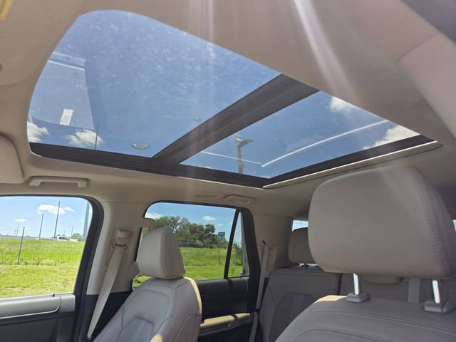 Used 2023 Ford Expedition Limited RWD image 14